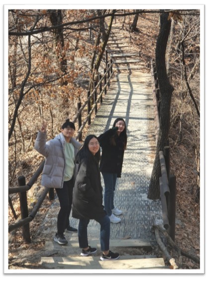 가톨릭대 의과대 본과 4학년 학생 3명과 실습 진행했습니다.
