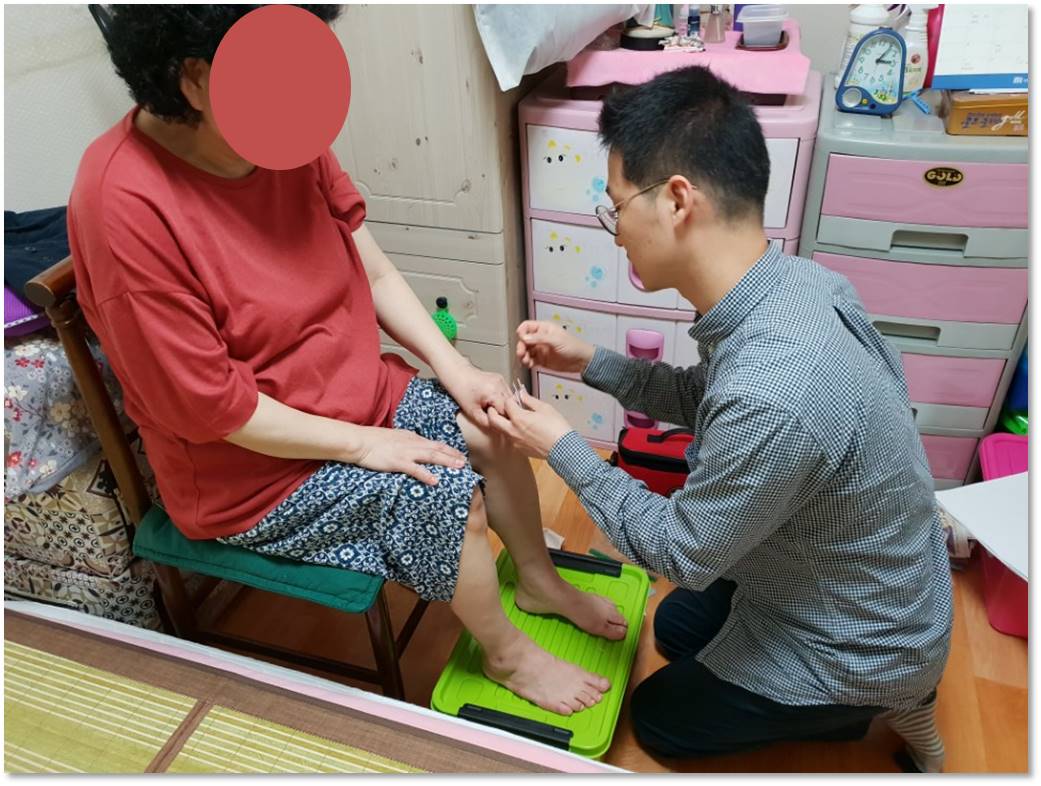 아름다운생명사랑에서 만나가고 있는 염OO어르신 댁 다녀왔어요