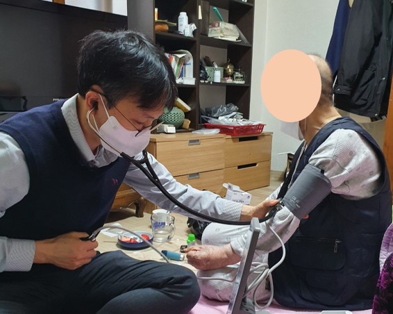 폐암 진단 어르신 가정간호 왕진 연계