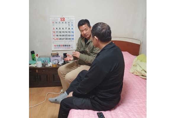 장원모 봉사자 윤00어르신댁 방문활동