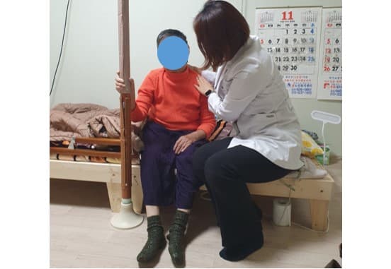 김수진 봉사자와 가정방문진료 봉사 다녀왔어요~
