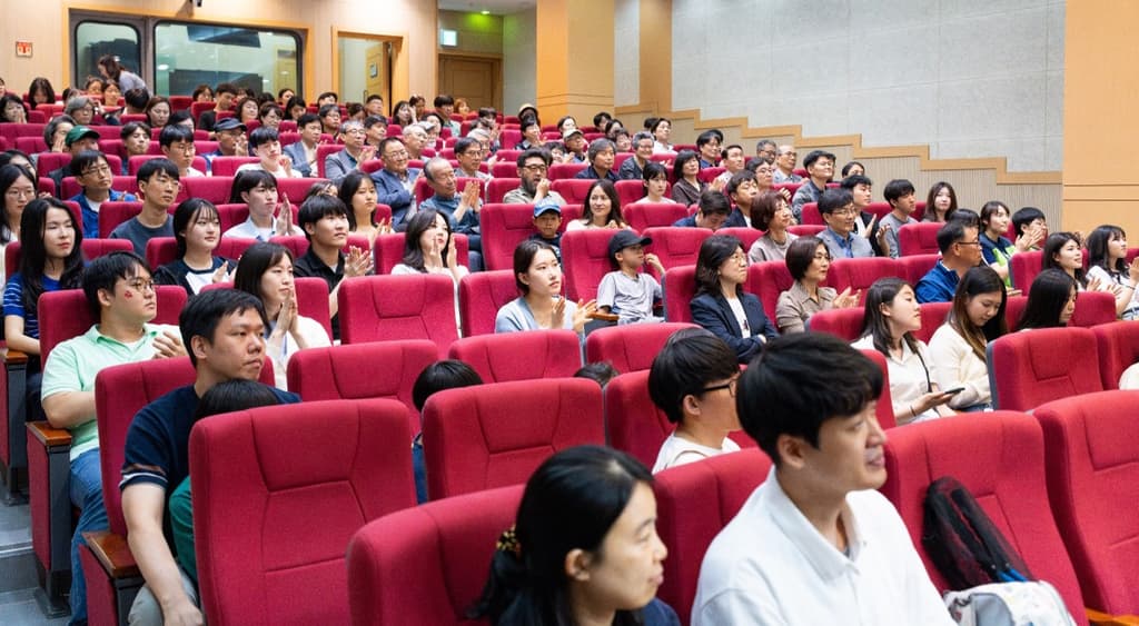 아생사 20년기념잔치 풍경