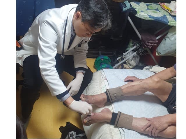 당뇨발 곽00님 가정방문 진료연계