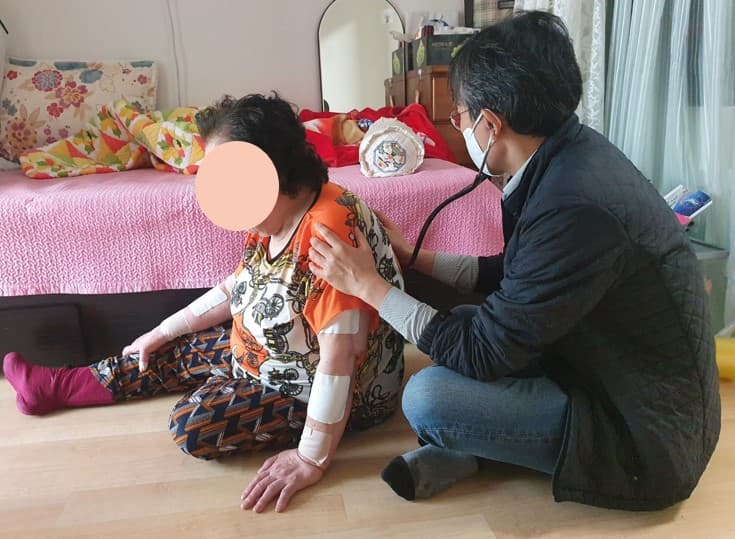 000 어르신 왕진 연계
