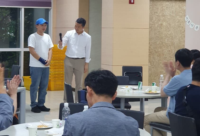 아생사 20년기념잔치 풍경