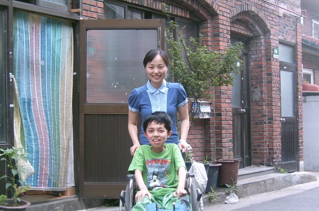 나이트 근무를 마치고 **이를 만나는 기쁨.