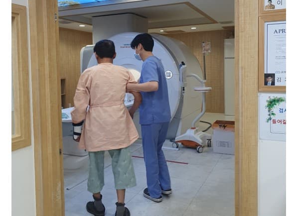 오00 어르신 뇌전증 검사를 위한 병원동행