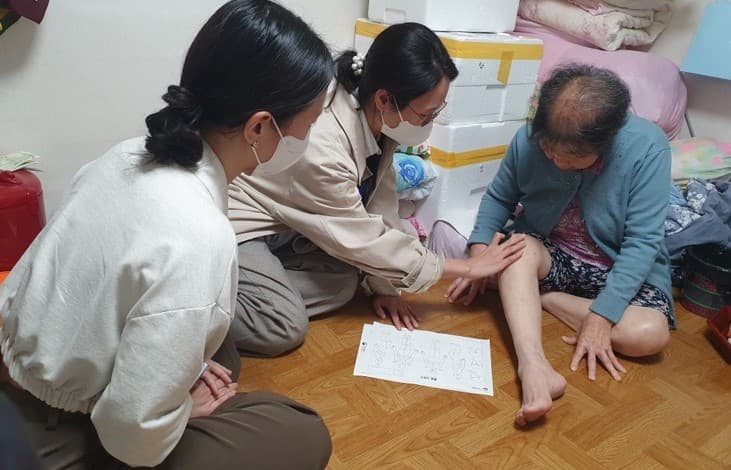 국립재활원 전공의 봉사자들과 어르신댁 방문진료 봉사 다녀왔어요~