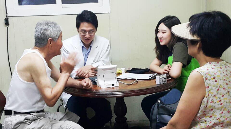 강북구 폐지수거 어르신 건강상담