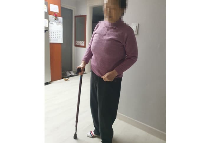 거동불편 변00어르신 지팡이 지원